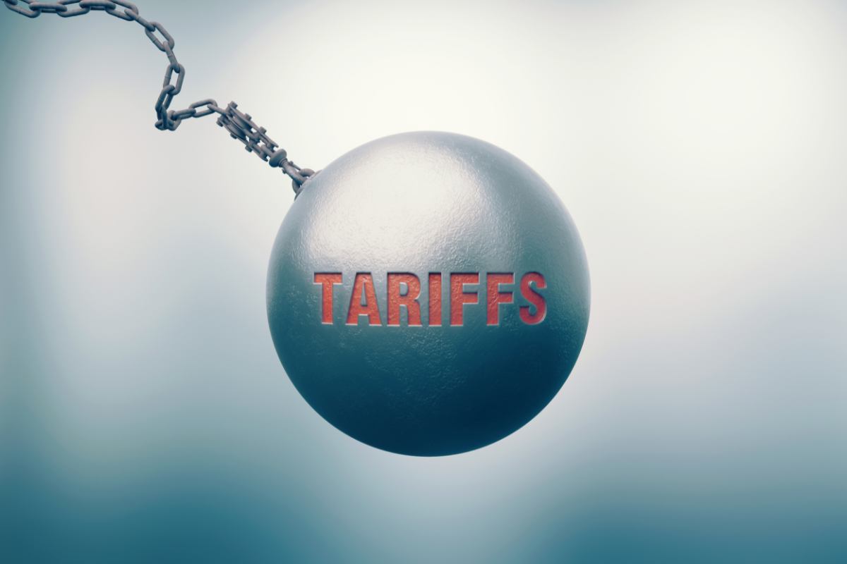 Economic Expert Analyzes the Complex Impacts of New U.S. Tariffs