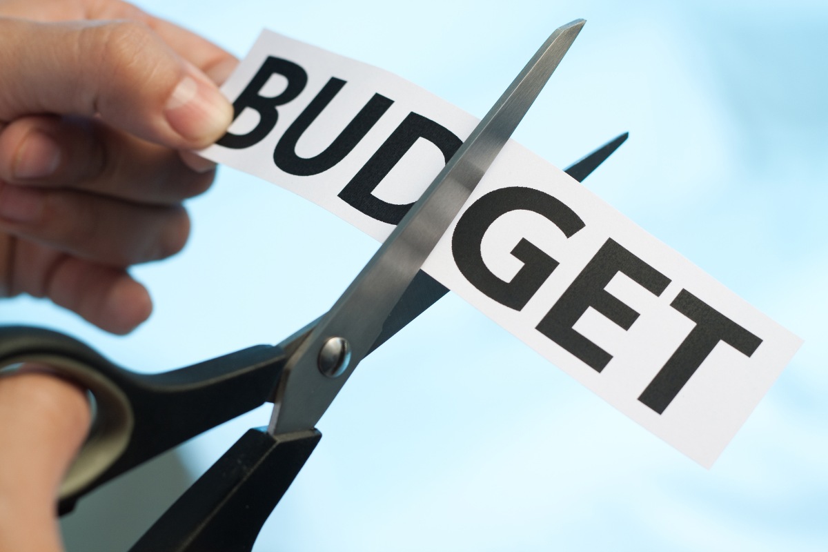 U.S. Cuts Overseas Development Program Budgets by Over 90% Amid Fiscal Restructuring